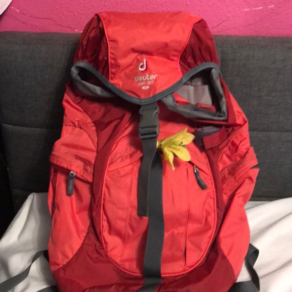 Deuter backpack purchased in Germany used once - Picture 1 of 8